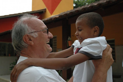 «meninos da rua» and father Chiera &#8211; es