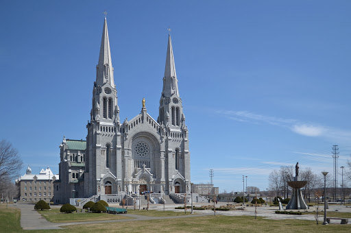 Basilica of Sainte-Anne-de-Beaupré &#8211; Quebec &#8211; es