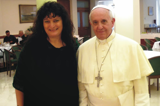 Alicia Peressutti e Papa Francesco &#8211; es