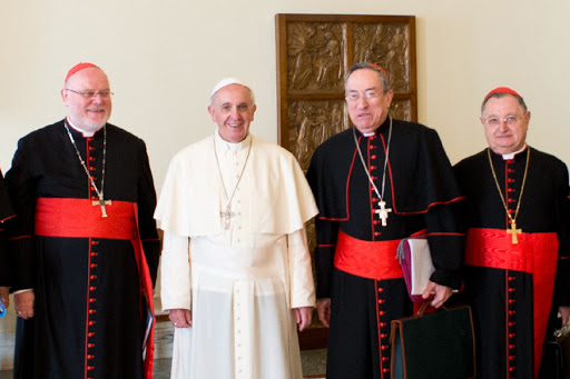 Cardinal Andres Rodriguez Maradiaga and the Pope Francis &#8211; Oct 1, 2013. &#8211; es