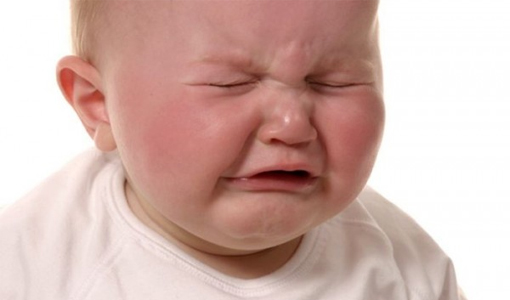 child crying &#8211; es