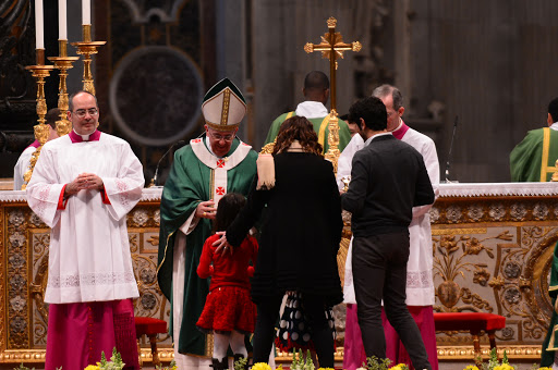 Consistory &#8211; Pope Francis celebrates Mass with the new cardinals 3 &#8211; es