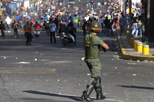 Venezuela anti-government protesters &#8211; riots &#8211; es
