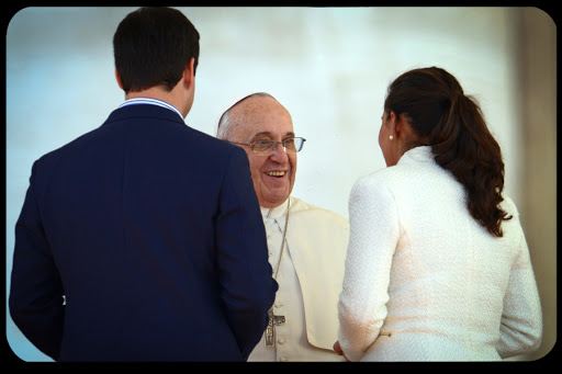 Pope Urges Engaged Couples to Build Marriage on Rock of Love Gabriel Bouys AFP &#8211; es