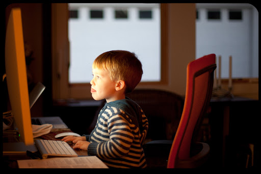 child computer website internet &#8211; es