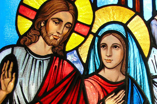 Virgin Mary with her son resurrected &#8211; es