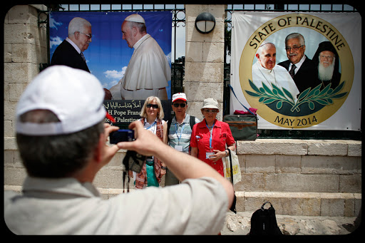 Holy Interfaith Pope Francis Thomas Coex AFP &#8211; es