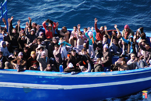 Immigrants in Lampedusa &#8211; es