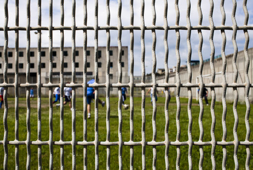 ITALY, NAPLES : Prisoners playing football into Secondigliano&#8217;s detention center &#8211; es