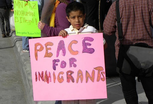 Protesta a favor de los inmigrantes en Arizona