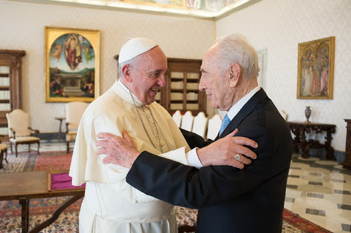 Pope Francis with Shimon Peres &#8211; es