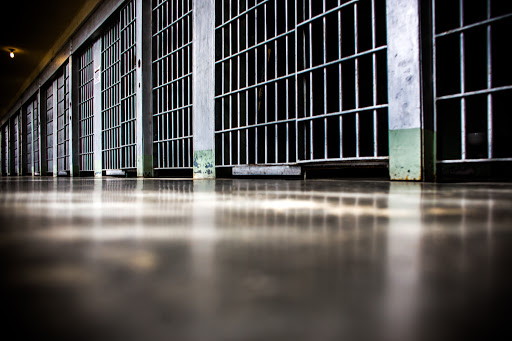 Prison cells &#8211; es