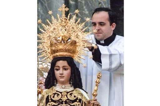 Miguel Conesa y la Virgen &#8211; es