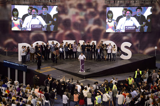 SPAIN: Pablo Igesias (C), leader of Podemos, a left-wing party that emerged out of the «Indignants» movement &#8211; es