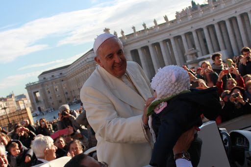 Birthday of the Pope Francis 02 &#8211; es