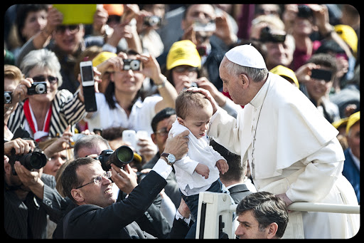 General Audience with Pope Francis 01 &#8211; April 17, 2013 &#8211; © Marcin Mazur &#8211; es