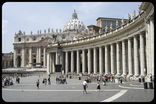 Vatican &#8211; San Peter Square Rome &#8211; es