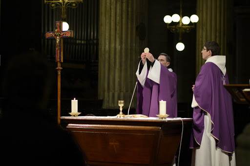 An eucharistic celebration in Lent &#8211; CIRIC &#8211; es