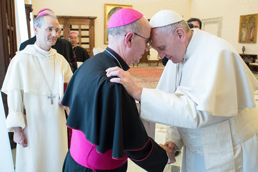 Pope Francis with Mons. Sylvester Carmel Magro &#8211; CPP &#8211; es
