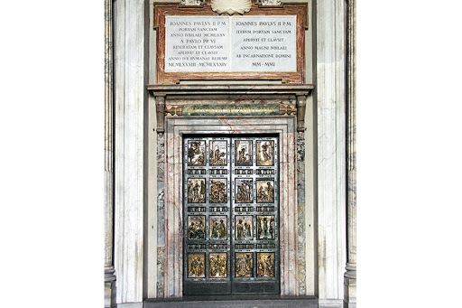 The Holy Door at the Vatican &#8211; es