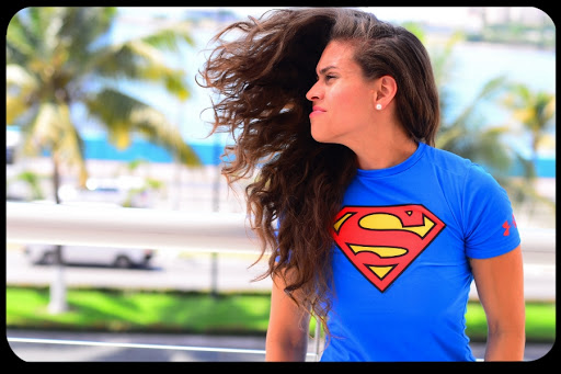 web-superwoman-Brandon Binkwilder Santana -cc &#8211; es