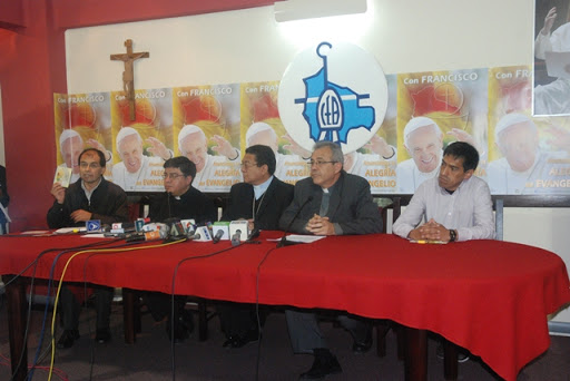 Conferencia de prensa, visita del papa en Bolivia