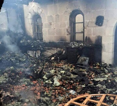 Fire damage at Church of the Multiplication in Galilee &#8211; es