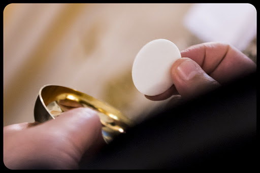Eucharist © Antoine Mekary &#8211; es