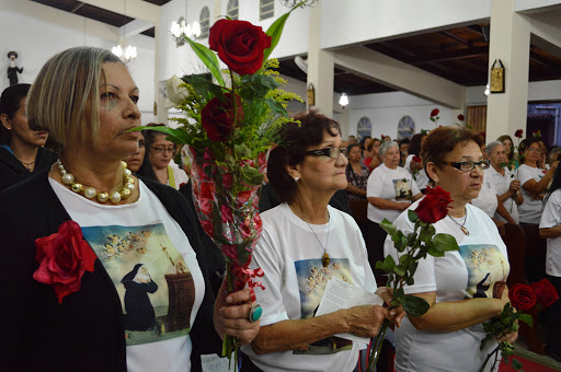 Mujeres celebran festividad de Santa Rita de Casia en Venezuela