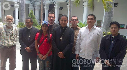Integrantes de la Iglesia Anglicana de la Iglesia Anglicana de Venezuela defiende a Diosdado Cabello.