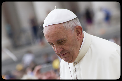 Pope Francis &#8211; General Audience &#8211; June 24 &#8211; 2015 &#8211; 01 © Antoine Mekary &#8211; es