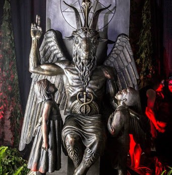 Les satanistes dévoilent une statue de Baphomet à Détroit &#8211; es