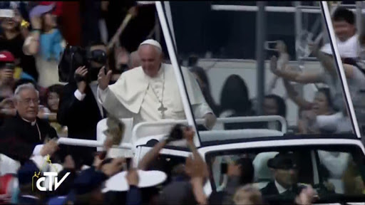 papa Francisco en ecuador2
