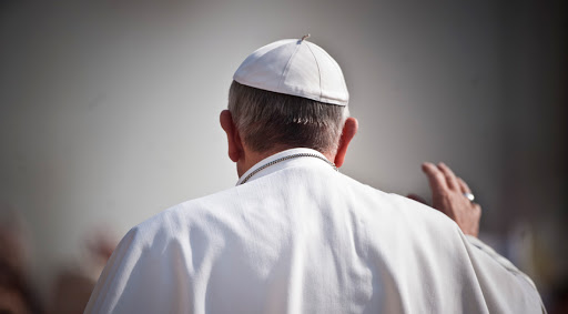 Bergoglio, the «Black Pope» Dressed in White &#8211; es