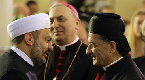 católicos y musulmanes en Siria