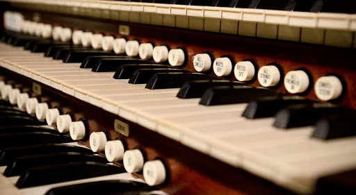 What function does music serve within the liturgy? &#8211; es