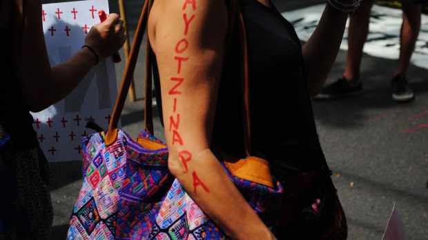 20novMx_Protesta_Ayotzinapa_en_Buenos_Aires_01