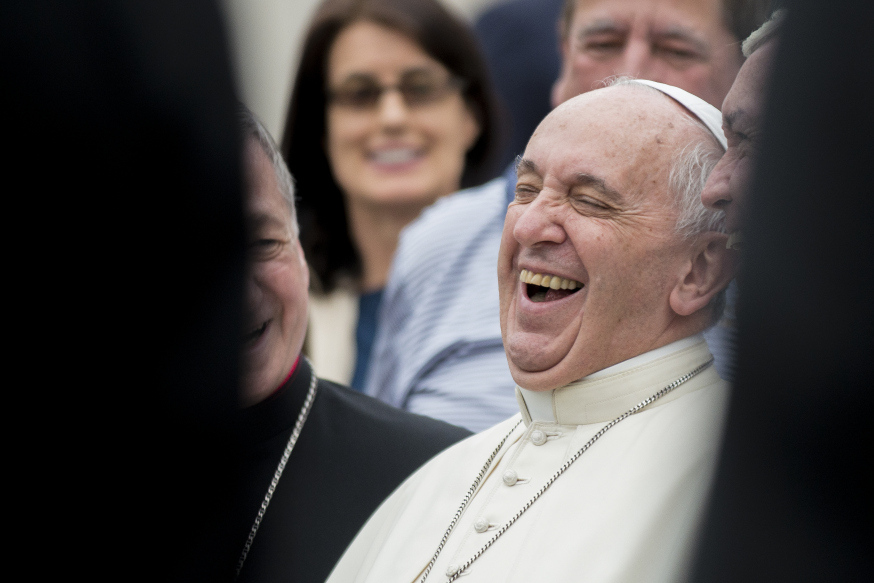 risa del papa francisco