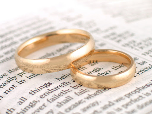13 versículos bíblicos que pueden ayudar a tu matrimonio