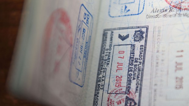 web-passport-argentina-bolivia-aleteia.jpg