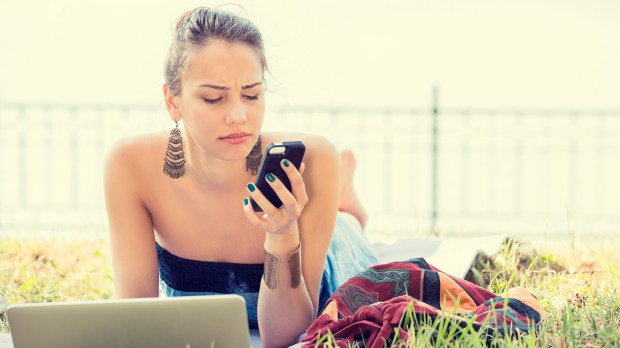 web-social-media-disgust-phone-laptop-woman-privacy-shutterstock_310009265-pathdoc-ai.jpg