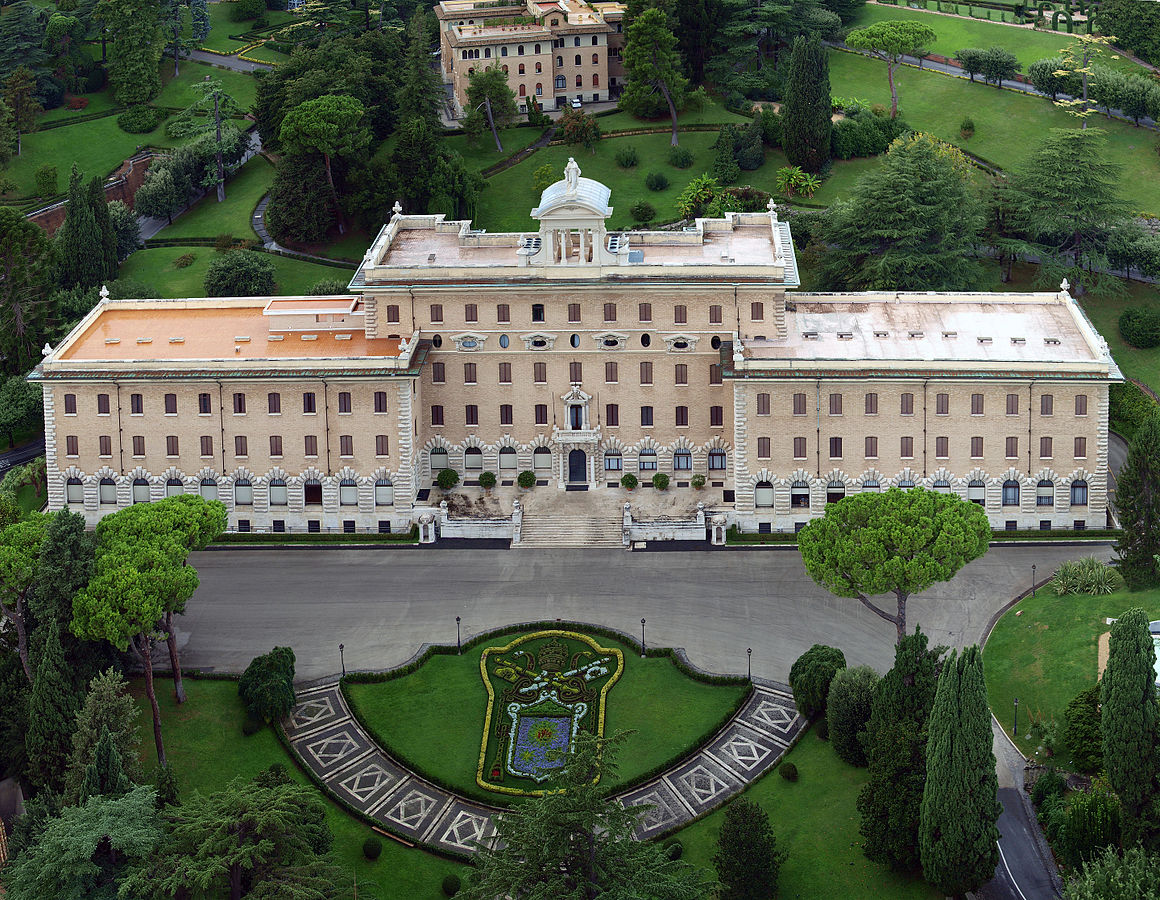 1160px-Palace_of_the_Governorate._Vatican_City_State.