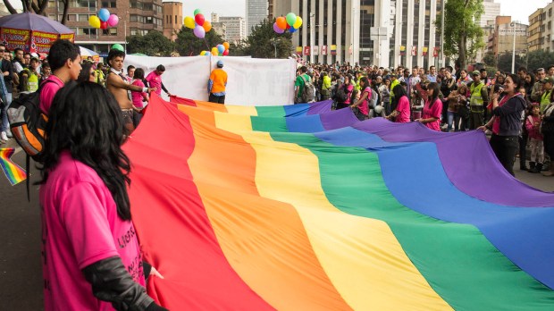web-colombia-gay-march-street-diego-cambiaso-cc.jpg