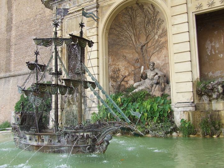 1200px-fontana_della_galera_galeerenbrunnen.jpg