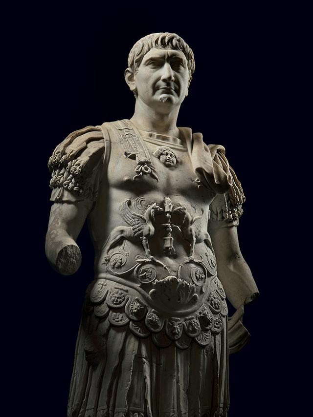 Marco Ulpio Trajano (en latín Marcus Ulpius Traianus,1 conocido abreviadamente como Trajano (Itálica, Santiponce, junto a la actual Sevilla, 18 de septiembre de 53 - Selinus, 9 de agosto de 117) fue un emperador romano que reinó desde el año 98 hasta su muerte en 117. Fue el primer emperador de origen no itálico. 