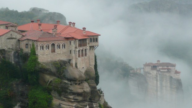 web-varlaam-and-rousanou-monasteries-monastery-meteora-greece-paul-stephenson-cc.jpg