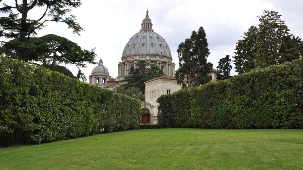 web-vatican-gardens-rome-3-arsen-gabdullin-cc.jpg