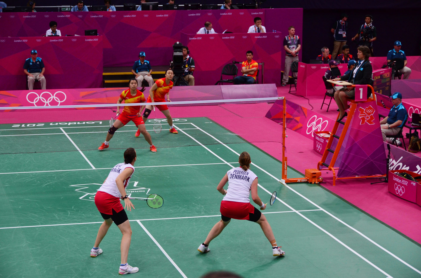 web-badminton-women-stephen-archer-cc.jpg