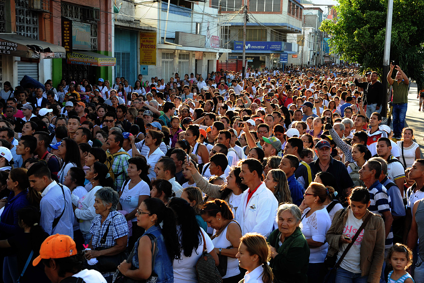 Venezolanos, en San Antonio del Tachira.