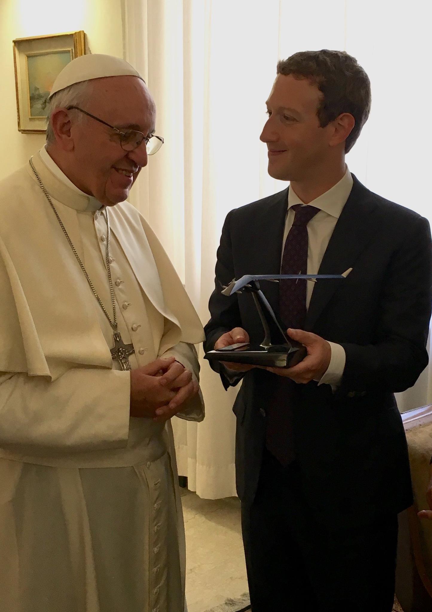 Mark_Zuckerberg y papa Francisco